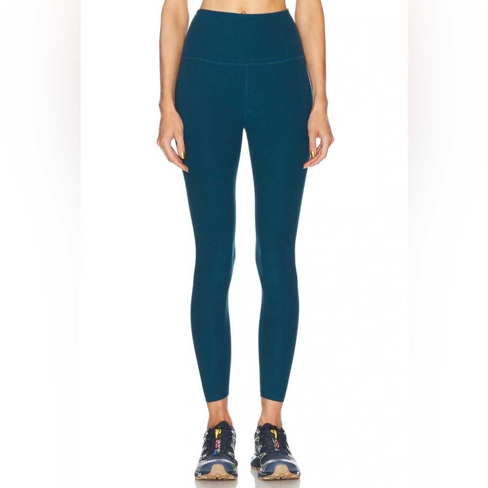 NWOT Beyond Yoga spacedye caught in the midi leggings size S